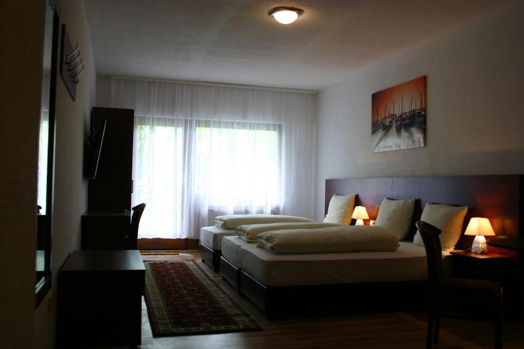 Apartment Traube Бад Урах Екстериор снимка